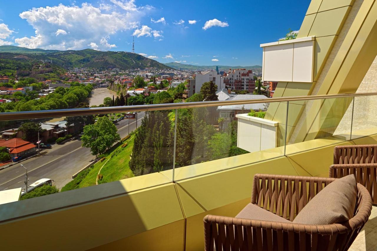 Гугл тбилиси. Biltmore Hotel Тбилиси. Amante Narikala Hotel Тбилиси. Тбилиси best Western. Marriott Tbilisi.